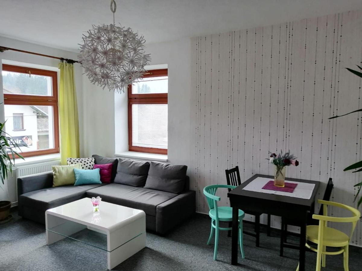 Na Pekarne Apartment เชเลซนารูดา ภายนอก รูปภาพ